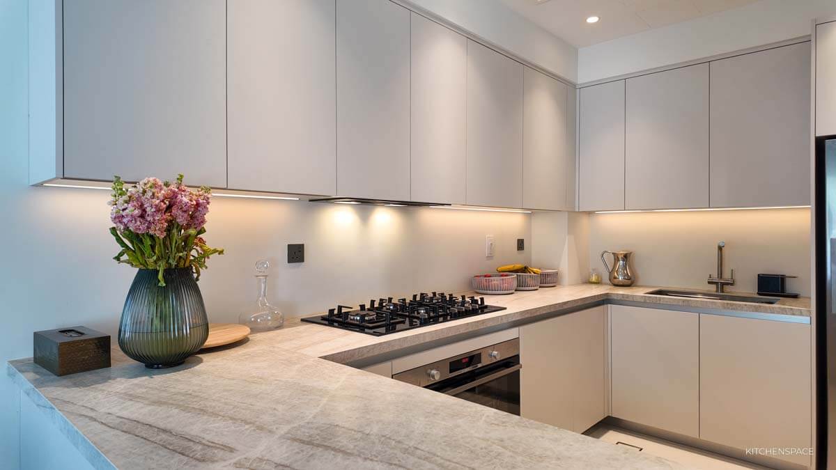 Neutral U-Shape Kitchen